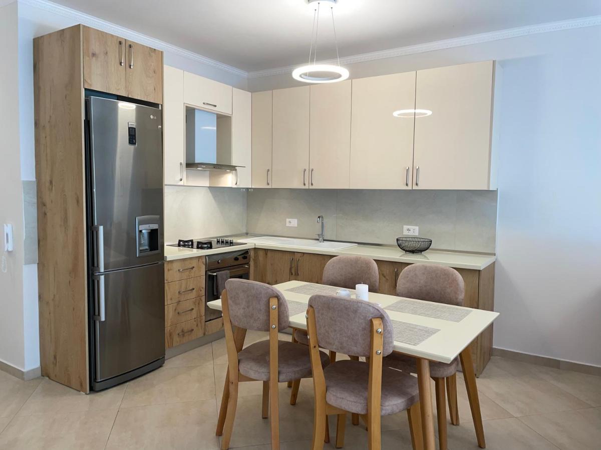 Peak Apartment Modern Durres City Centre #2 Exterior photo