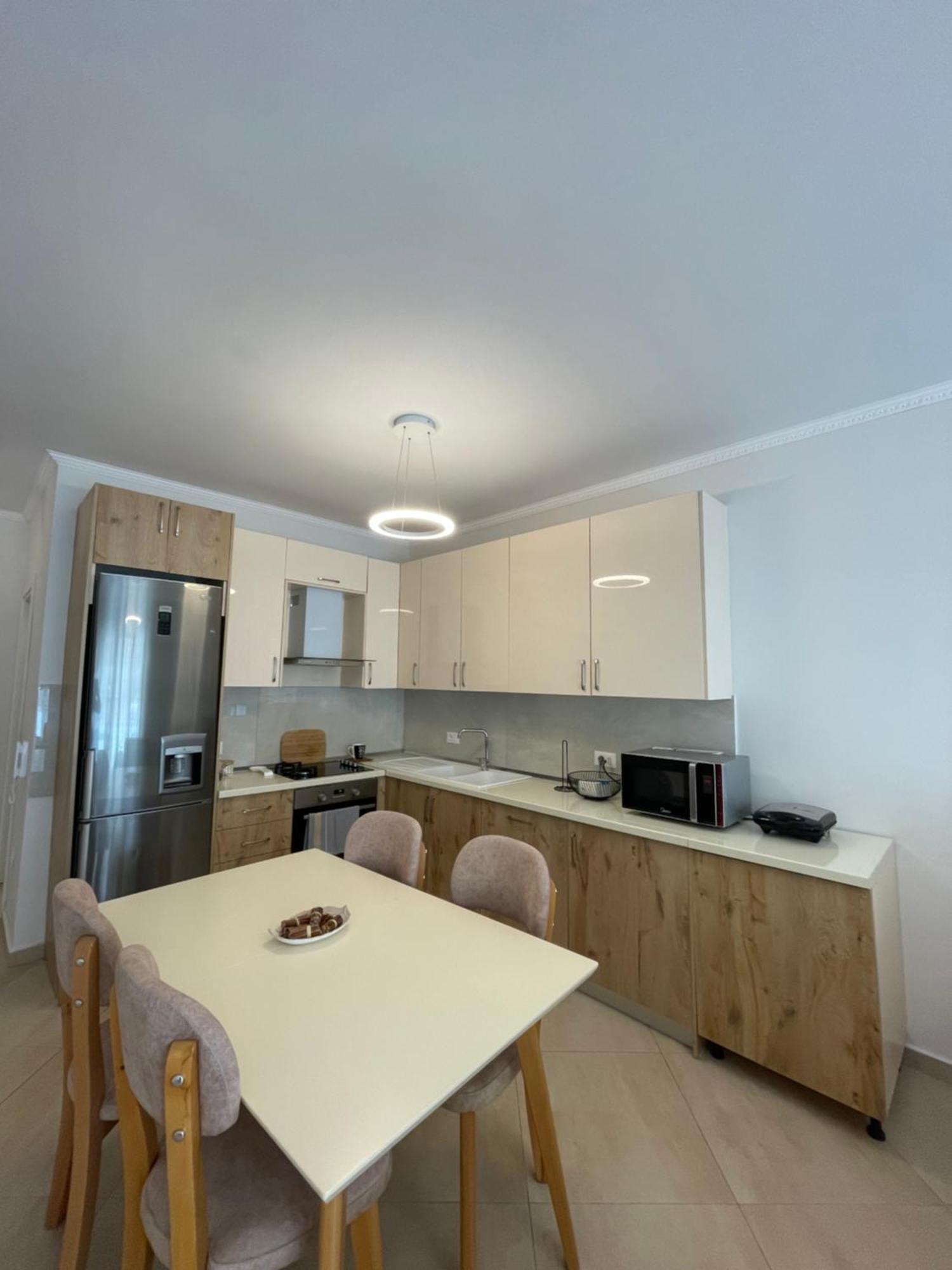Peak Apartment Modern Durres City Centre #2 Exterior photo